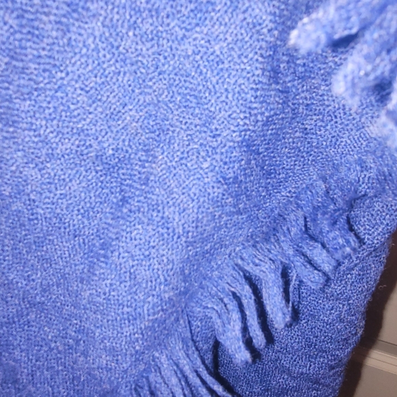 Lululemon  Wool blue blanket scarf - Picture 2 of 4
